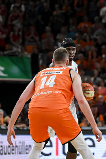 定也是林诗 定也是林诗